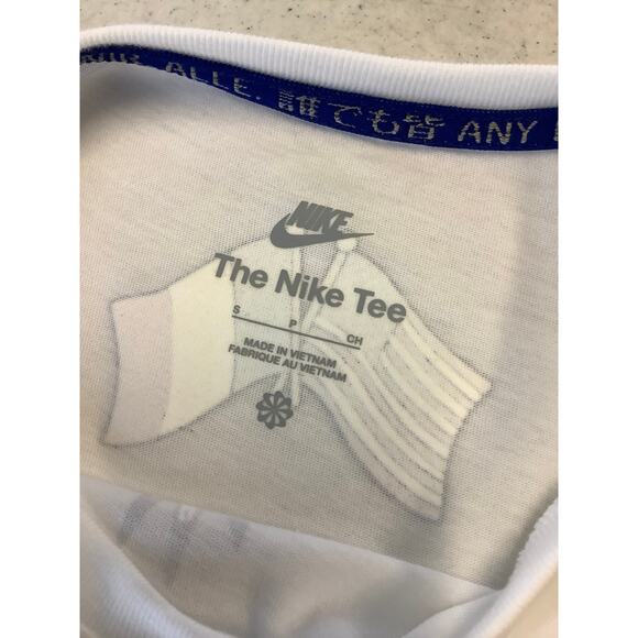 Nike Women's Small White Team USA Essentials Eagle T-Shirt Short Sleeve N3-28 - Picture 7 of 9